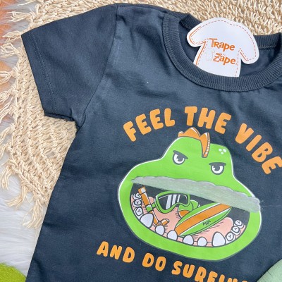 Conj. Camiseta Feel The Vibe e Bermuda - Preto e Verde